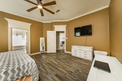 This beautiful 4 bedroom, 3.5 bath home in the highly on Greystone Country Club in Arkansas - for sale on GolfHomes.com, golf home, golf lot