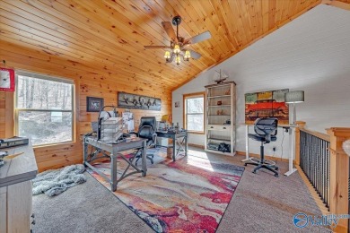 ***MOTIVATED SALES*** Stunning 3-bed/2-bath home offering on Scottsboro Golf and Country Club in Alabama - for sale on GolfHomes.com, golf home, golf lot