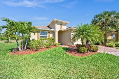 What a view! From the rolling greens of the golf course to the on River Hall Country Club in Florida - for sale on GolfHomes.com, golf home, golf lot
