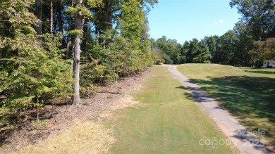 Love to golf and the lake life? This lot has it all! Build your on Marion Lake Club in North Carolina - for sale on GolfHomes.com, golf home, golf lot