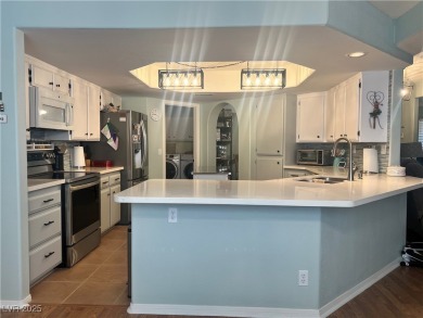 PAID SOLAR!!!   Live where you play--this beautifully maintained on Lakeview Executive Golf Course in Nevada - for sale on GolfHomes.com, golf home, golf lot