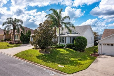 This Whispering Pines home is truly a gem! With its ideal on Havana Golf and Country Club in Florida - for sale on GolfHomes.com, golf home, golf lot