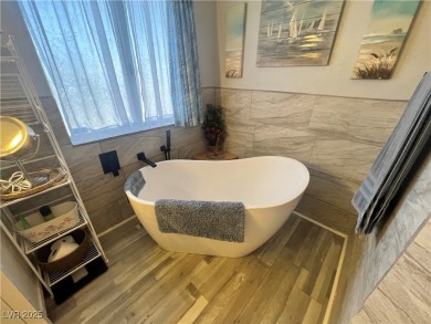 PAID SOLAR!!!   Live where you play--this beautifully maintained on Lakeview Executive Golf Course in Nevada - for sale on GolfHomes.com, golf home, golf lot