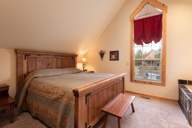 Golf-course chalet in Eagle Crest Resort offering 3 bedrooms and on Eagle Crest Golf Resort - Resort Course in Oregon - for sale on GolfHomes.com, golf home, golf lot