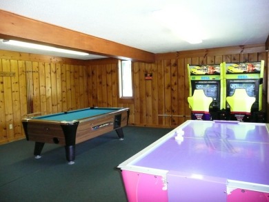 Why not just make it easy? This 2 bedroom, 2 bath condominium on Stowe Country Club in Vermont - for sale on GolfHomes.com, golf home, golf lot