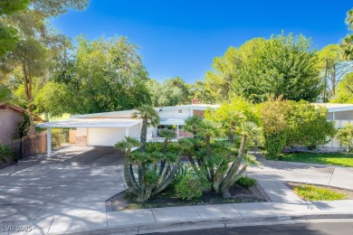 Would you like to live in one of Las Vegas' premier historic on Las Vegas National Golf Club in Nevada - for sale on GolfHomes.com, golf home, golf lot