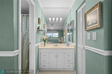 Welcome to these spacious 2bedrooms/2 bathrooms located on the on Inverrary Country Club in Florida - for sale on GolfHomes.com, golf home, golf lot