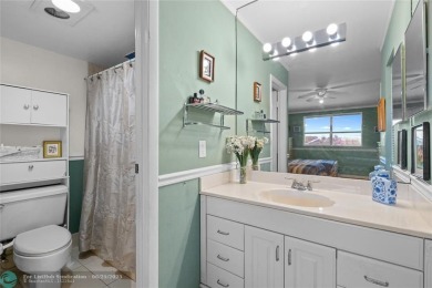 Welcome to these spacious 2bedrooms/2 bathrooms located on the on Inverrary Country Club in Florida - for sale on GolfHomes.com, golf home, golf lot