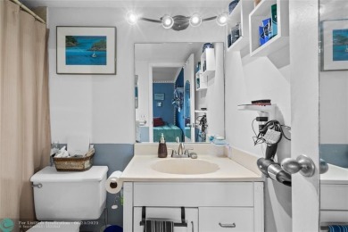 Welcome to these spacious 2bedrooms/2 bathrooms located on the on Inverrary Country Club in Florida - for sale on GolfHomes.com, golf home, golf lot