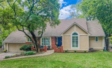 Sellers are ready for an offer! Don't miss this charming home in on Leawood South Country Club in Kansas - for sale on GolfHomes.com, golf home, golf lot