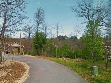 Beautiful building lot in Bella Vista! Located on a quiet on Bella Vista Country Club - Scottsdale in Arkansas - for sale on GolfHomes.com, golf home, golf lot