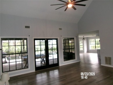 A Grand Size home in Manor Hill of Sun N Lake Estates. Right on on Sun n Lake Golf and Country Club in Florida - for sale on GolfHomes.com, golf home, golf lot