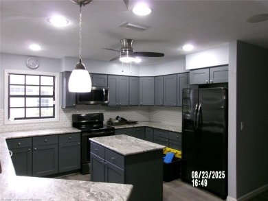 A Grand Size home in Manor Hill of Sun N Lake Estates. Right on on Sun n Lake Golf and Country Club in Florida - for sale on GolfHomes.com, golf home, golf lot