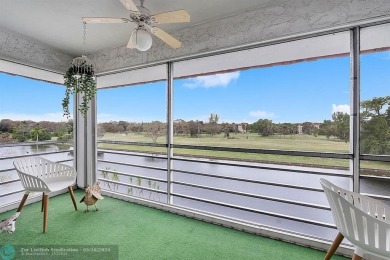 Large, updated corner unit that was originally a 2 bedroom and on Inverrary Country Club in Florida - for sale on GolfHomes.com, golf home, golf lot