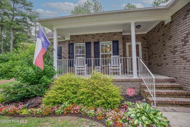 This well-kept 4 bed, 3 bath home is nestled in the heart of on Pinehurst Golf Course No. 8 in North Carolina - for sale on GolfHomes.com, golf home, golf lot