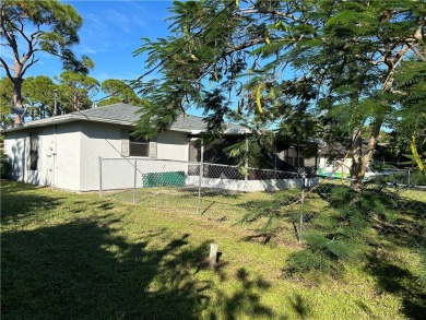 *Your gonna like* Pride of ownership & it shows.Yes,freshly on Sebastian Municipal Golf Course in Florida - for sale on GolfHomes.com, golf home, golf lot