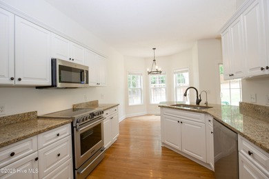 This well-kept 4 bed, 3 bath home is nestled in the heart of on Pinehurst Golf Course No. 8 in North Carolina - for sale on GolfHomes.com, golf home, golf lot