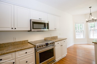 This well-kept 4 bed, 3 bath home is nestled in the heart of on Pinehurst Golf Course No. 8 in North Carolina - for sale on GolfHomes.com, golf home, golf lot