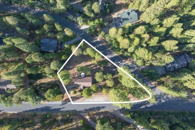 Nestled in the beautiful Sierra Nevada Mountains, this inviting on Sequoia Woods Country Club in California - for sale on GolfHomes.com, golf home, golf lot