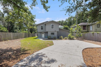 LARGE LOT, 2-STORY HOME, NO HOA, located in the Crescent Beach on Beachwood Golf Club in South Carolina - for sale on GolfHomes.com, golf home, golf lot