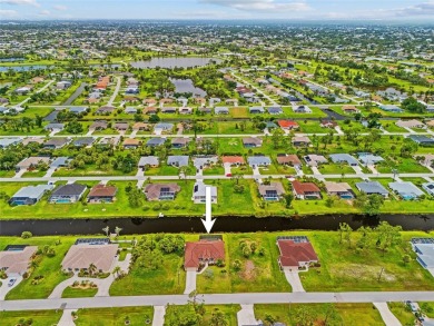 ROTONDA WEST! CUSTOM BUILT 4 BEDROOM, 3.5 BATH, 2-CAR GARAGE on Rotonda Golf and Country Club - Long Marsh  in Florida - for sale on GolfHomes.com, golf home, golf lot