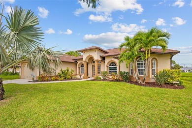ROTONDA WEST! CUSTOM BUILT 4 BEDROOM, 3.5 BATH, 2-CAR GARAGE on Rotonda Golf and Country Club - Long Marsh  in Florida - for sale on GolfHomes.com, golf home, golf lot