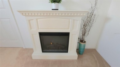 START ENJOYING FLORIDA IN THIS WELL-KEPT ONE BEDROOM, TWO on River Run Golf Links in Florida - for sale on GolfHomes.com, golf home, golf lot