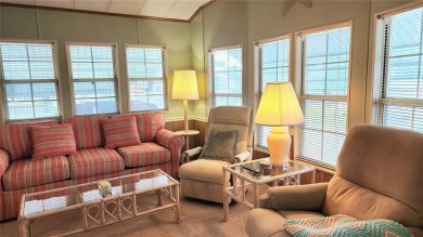 START ENJOYING FLORIDA IN THIS WELL-KEPT ONE BEDROOM, TWO on River Run Golf Links in Florida - for sale on GolfHomes.com, golf home, golf lot