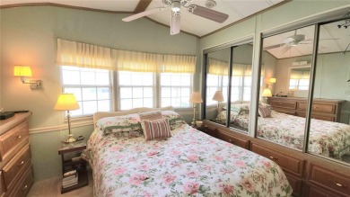START ENJOYING FLORIDA IN THIS WELL-KEPT ONE BEDROOM, TWO on River Run Golf Links in Florida - for sale on GolfHomes.com, golf home, golf lot