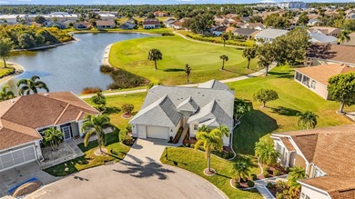 One or more photo(s) has been virtually staged. VERY LARGE home on Kings Gate Golf Club in Florida - for sale on GolfHomes.com, golf home, golf lot
