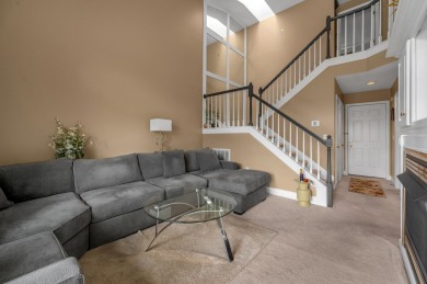 Welcome to easy, comfortable living in this darling Griffin Gate on Griffin Gate Golf Resort in Kentucky - for sale on GolfHomes.com, golf home, golf lot