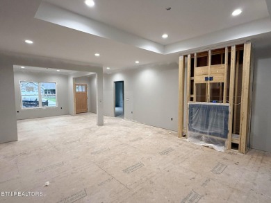 Stunning New Construction in Fairfield Glade- 3 Bed. 2 Bath on Druid Hills Golf Club in Tennessee - for sale on GolfHomes.com, golf home, golf lot