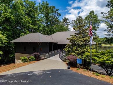 Welcome HOME! This 3-bedroom, 2-bath condo features fresh paint on Stillwaters Golf and Country Club in Alabama - for sale on GolfHomes.com, golf home, golf lot