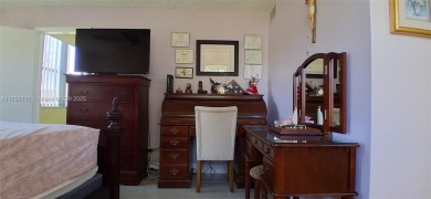 BEAUTIFUL LARGE 2 bed /2 full baths ground floor corner unit in on Sunrise Lakes Phase IV Golf Course in Florida - for sale on GolfHomes.com, golf home, golf lot