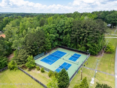 Welcome HOME! This 3-bedroom, 2-bath condo features fresh paint on Stillwaters Golf and Country Club in Alabama - for sale on GolfHomes.com, golf home, golf lot