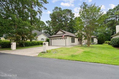 MUST SEE - 2 bedroom, 2.5 bath home located in the desirable on North Shore Country Club in North Carolina - for sale on GolfHomes.com, golf home, golf lot