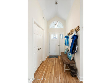 MUST SEE - 2 bedroom, 2.5 bath home located in the desirable on North Shore Country Club in North Carolina - for sale on GolfHomes.com, golf home, golf lot