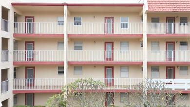 MOTIVATED SELLER! Spacious 2BR/2BA second-floor condo in the on Oriole Golf and Tennis Club in Florida - for sale on GolfHomes.com, golf home, golf lot