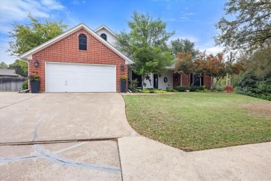 Perfect family home awaits you. This awesome home has 720 sq ft on De Cordova Bend Country Club in Texas - for sale on GolfHomes.com, golf home, golf lot