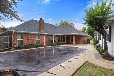 Perfect family home awaits you. This awesome home has 720 sq ft on De Cordova Bend Country Club in Texas - for sale on GolfHomes.com, golf home, golf lot