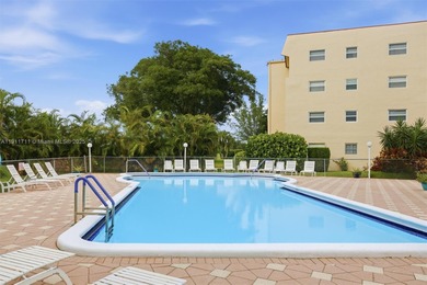 MOTIVATED SELLER! Spacious 2BR/2BA second-floor condo in the on Oriole Golf and Tennis Club in Florida - for sale on GolfHomes.com, golf home, golf lot