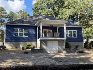 Golf Lifestyle Focus Gem!, Live on the Green - Luxury Golf Front on Seven Lakes Country Club in North Carolina - for sale on GolfHomes.com, golf home, golf lot