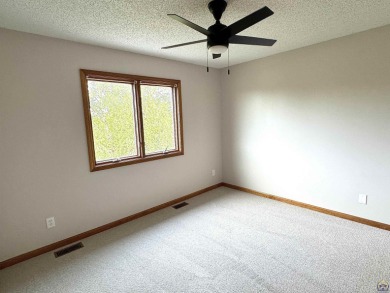 4 bedroom, 3 bathroom home that backs up to the golf course on Berkshire Golf Club in Kansas - for sale on GolfHomes.com, golf home, golf lot
