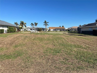 If you are looking for waterfront living with a small community on Saint Andrews South Golf Club in Florida - for sale on GolfHomes.com, golf home, golf lot