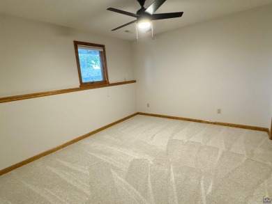4 bedroom, 3 bathroom home that backs up to the golf course on Berkshire Golf Club in Kansas - for sale on GolfHomes.com, golf home, golf lot