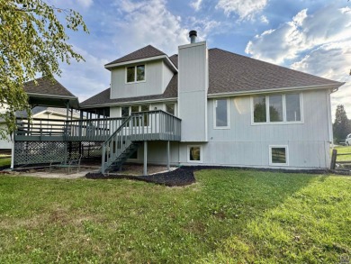 4 bedroom, 3 bathroom home that backs up to the golf course on Berkshire Golf Club in Kansas - for sale on GolfHomes.com, golf home, golf lot