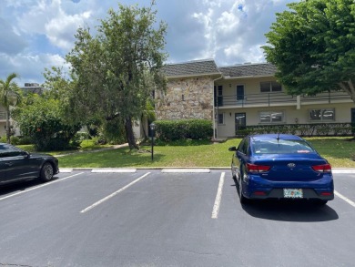 Welcome To Stuart, Florida, Perfect Location! 2 Bed 2 Bath 2nd on Monterey Yacht and Country Club in Florida - for sale on GolfHomes.com, golf home, golf lot