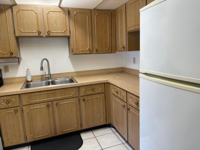 Welcome To Stuart, Florida, Perfect Location! 2 Bed 2 Bath 2nd on Monterey Yacht and Country Club in Florida - for sale on GolfHomes.com, golf home, golf lot