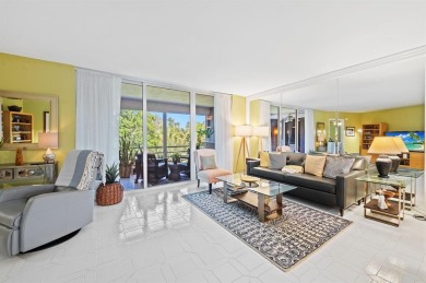 KING 2 BED-2 BATH BEAUTIFULLY REMODELED CORNER CONDO ON OAKS on Palm-Aire Country Club and Resort - The Oaks in Florida - for sale on GolfHomes.com, golf home, golf lot
