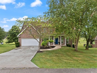 Welcome to luxury living in the exclusive Oaks of London on Crooked Creek Golf Club in Kentucky - for sale on GolfHomes.com, golf home, golf lot